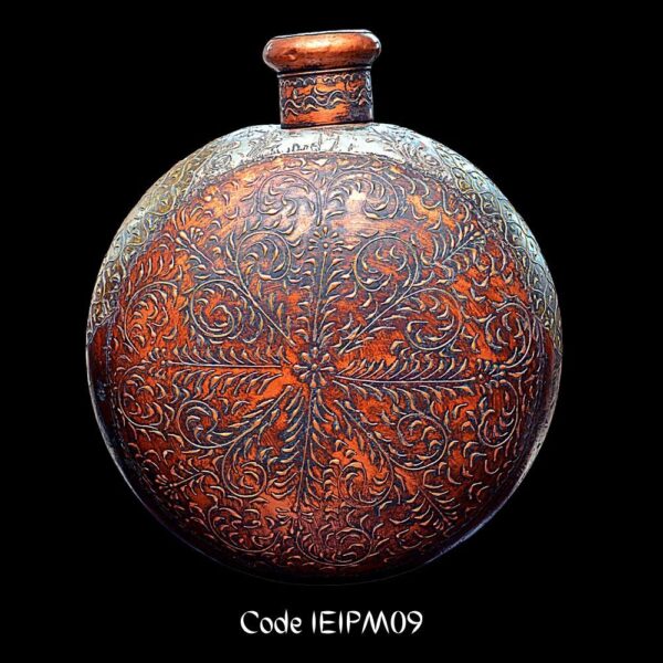 Hand Painted iron Pot 'Kudia' with Copper Colored Motif