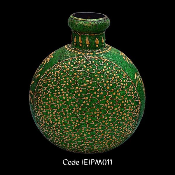 Hand Painted iron Pot 'Kudia' with Green & Gold Motif