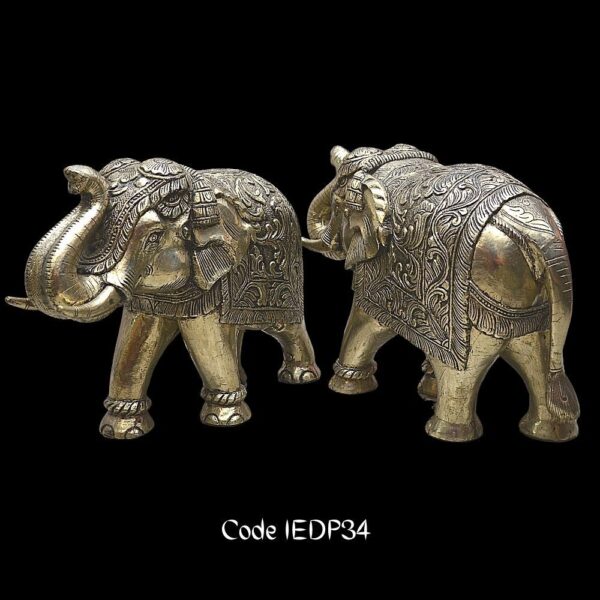 Home Décor White Metal set of Royal Elephants