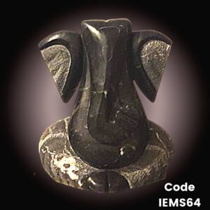Traditional marble statue of Ganesha in Haveli Black Marble